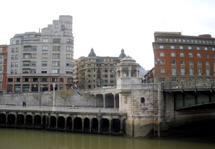Bilbao - Puente del Ayuntamiento 3 photo