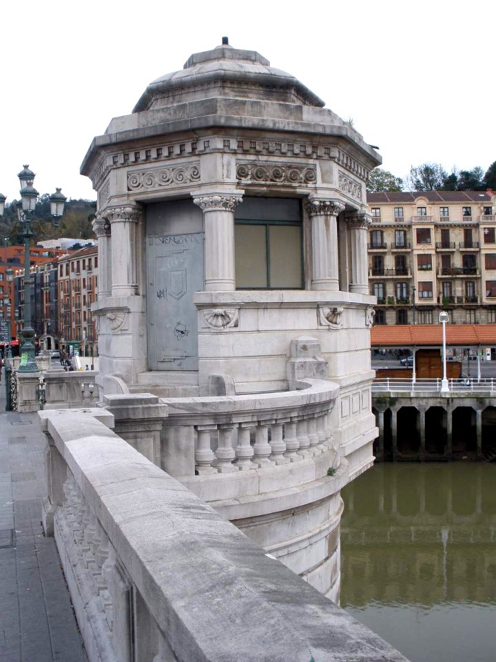 Bilbao - Puente del Ayuntamiento 2
