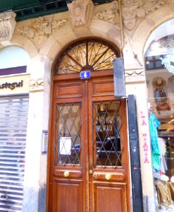 Bilbao - portales y puertas 13