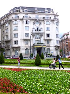 Bilbao - Plaza Moyúa y Hotel Carlton 2