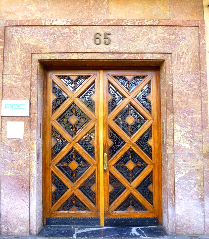 Bilbao - portales y puertas 16