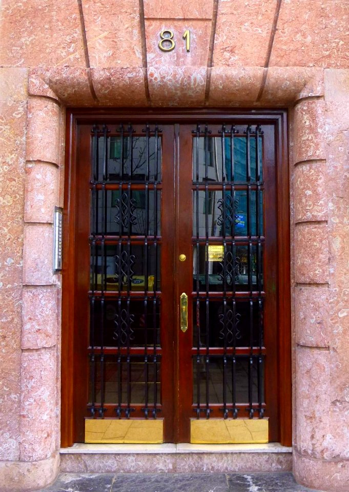 Bilbao - portales y puertas 17
