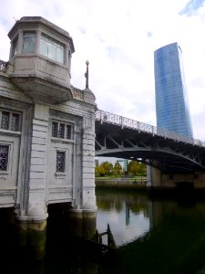 Bilbao - Puente de Deusto y Torre Iberdrola 2