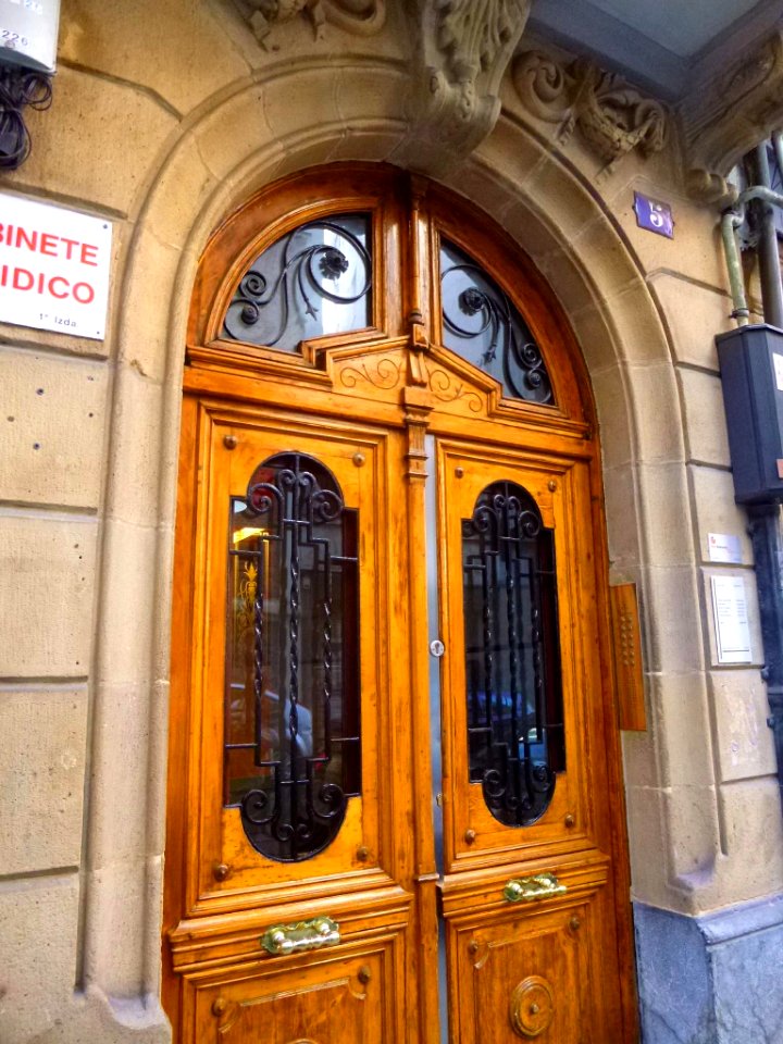 Bilbao - portales y puertas 23