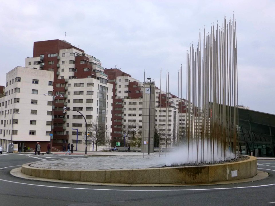 Bilbao - Plaza Ametzola 1