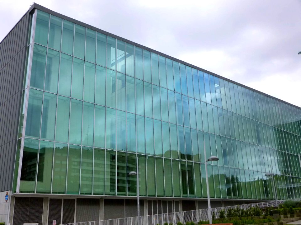 Bilbao - Plaza de Ibarrekolanda, Conservatorio de Música Juan Crisóstomo de Arriaga 4