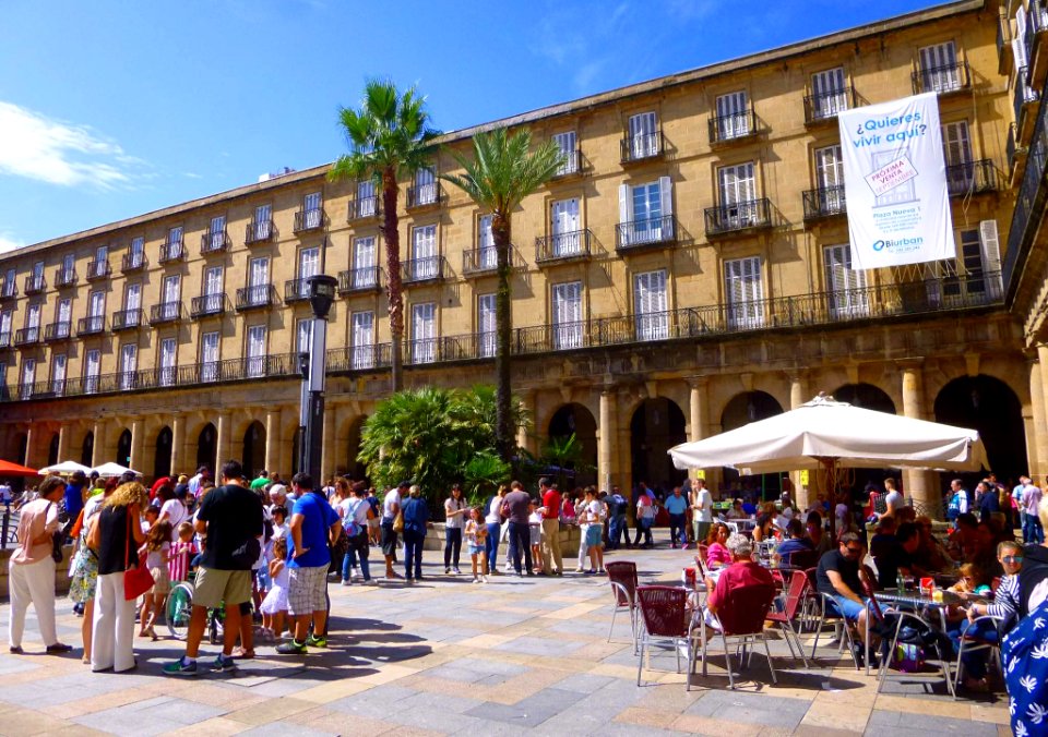 Bilbao - Plaza Barria (Plaza Nueva) 02