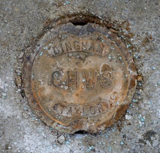 Bingham CHWS Taylor - water valve cover - Cambridge, MA - DSC02693