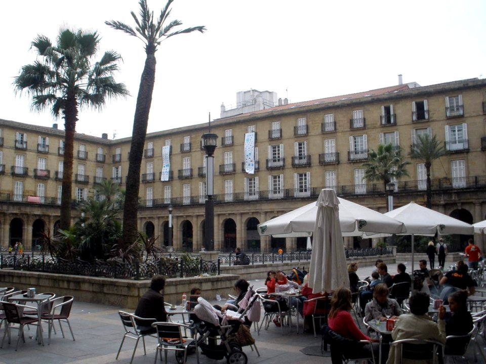 Bilbao - Plaza Barria 01