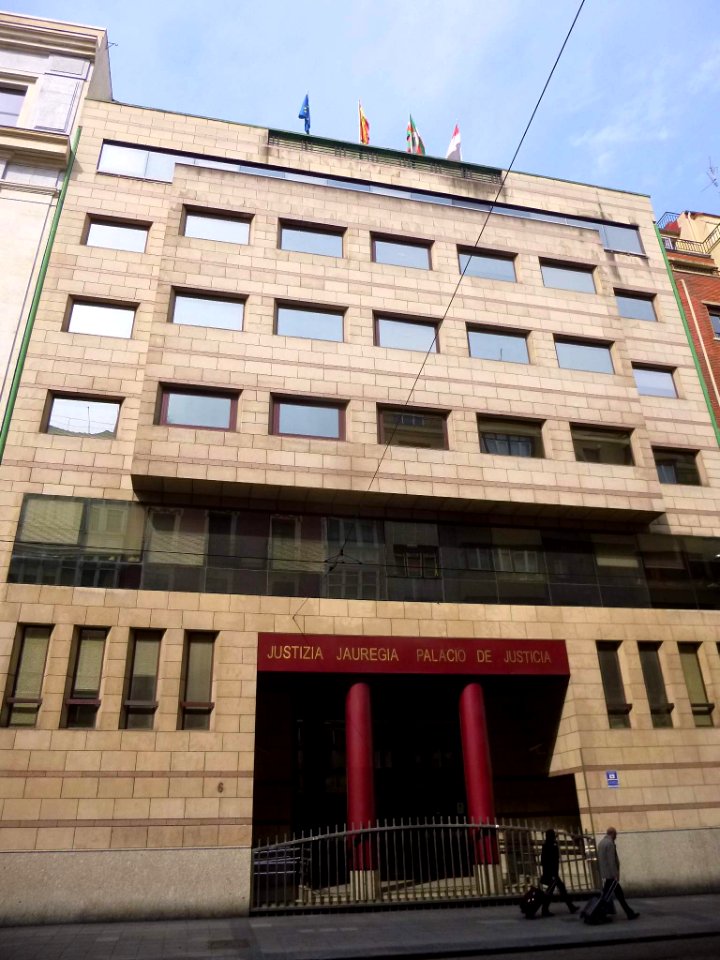 Bilbao - Palacio de Justicia, Calle Buenos Aires