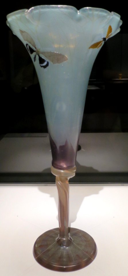 Bindweed-shaped vase with moth design by Emile Gallé, Suntory Museum of Art