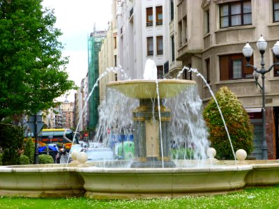 Bilbao - Plaza de Emilio Campuzano 8