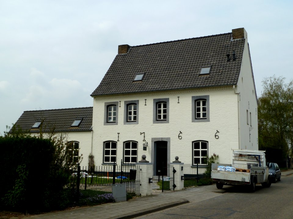 Bingelrade-Dorpsstraat 18