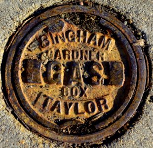 Bingham & Taylor Gardner Gas Co - Arlington, MA - DSC03531