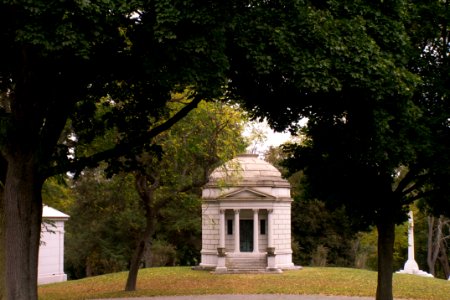 Bindley Mausoleum, Allegheny Cemetery 02 photo