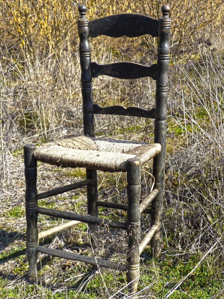 Ramshackle broken broken chair