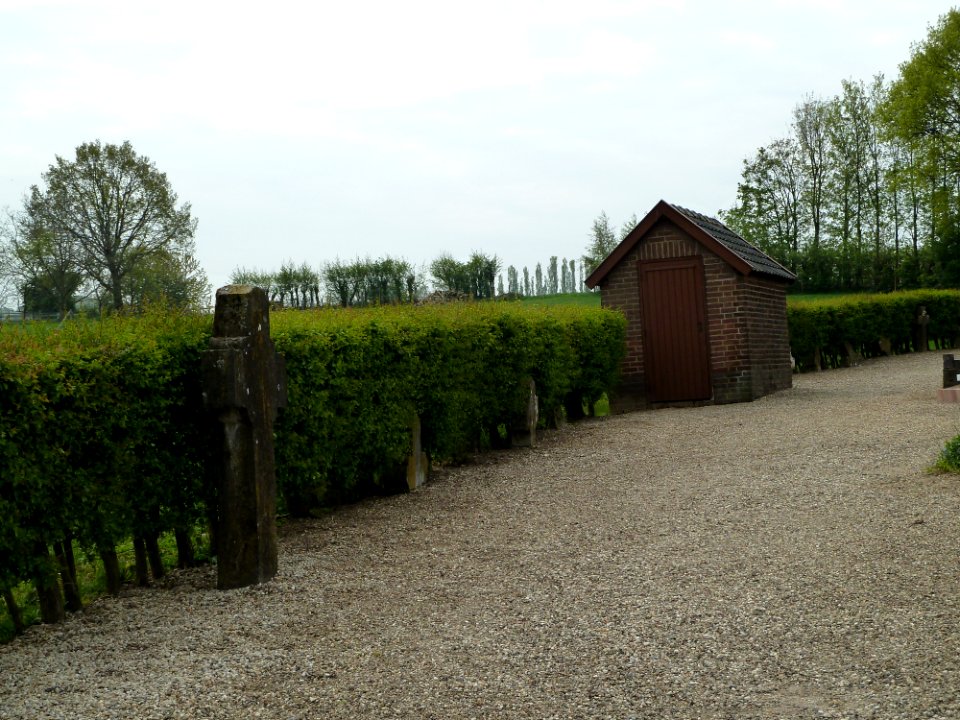 Bingelrade-Oude kerkhof-kruisen (1)