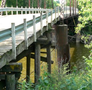 Big Sioux 281 bridge, N side base from E 1