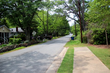 Bingham Street, Fair Oaks, Georgia April 2017