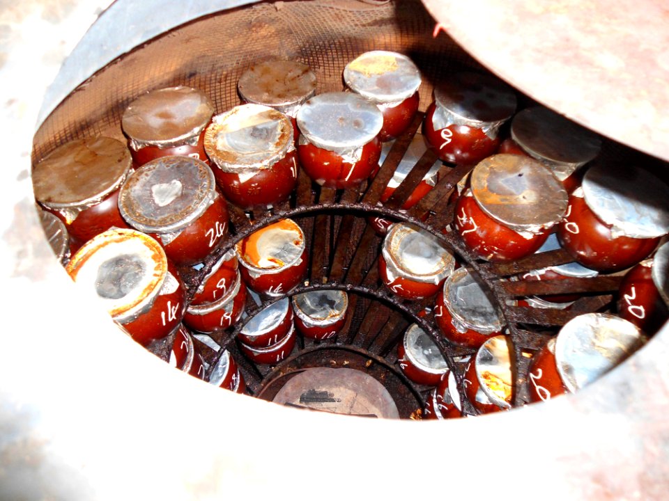 Big pot 01 interior
