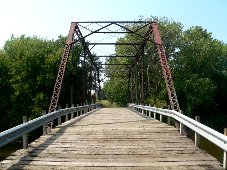 Big Sioux 281 St bridge from E 1