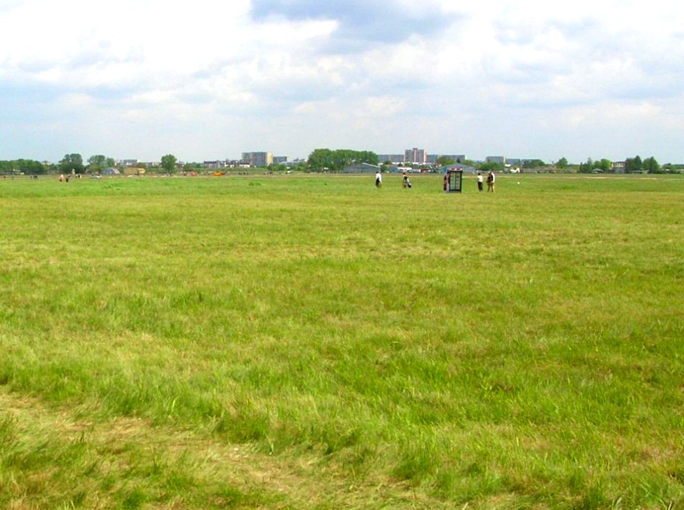 Biedaszkowo Bydg - lotnisko areoklubu 2006d