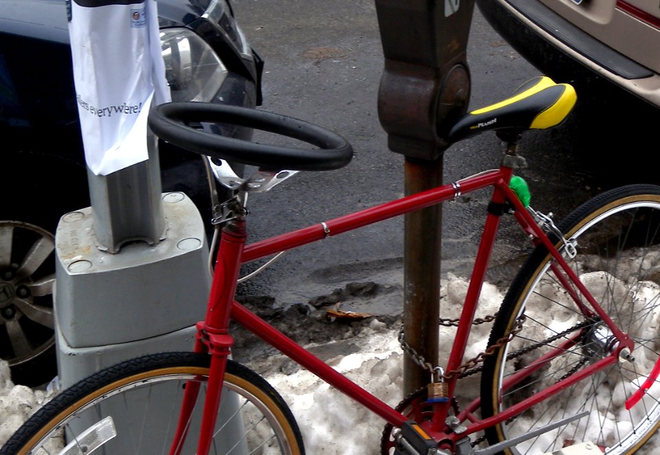 Bike steering wheel 16th Av BP jeh