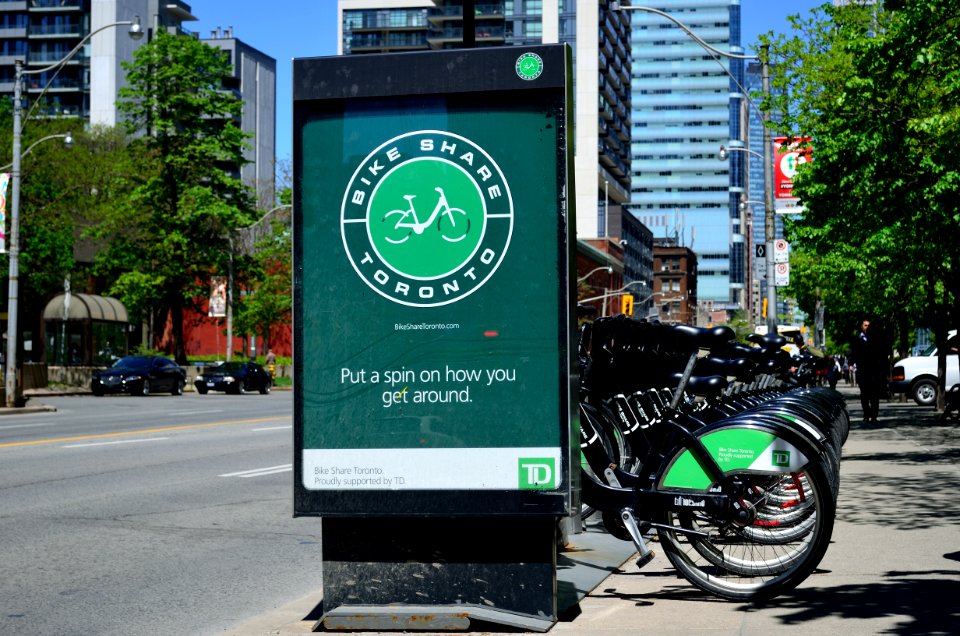 BikeShareTorontoBayAlbert