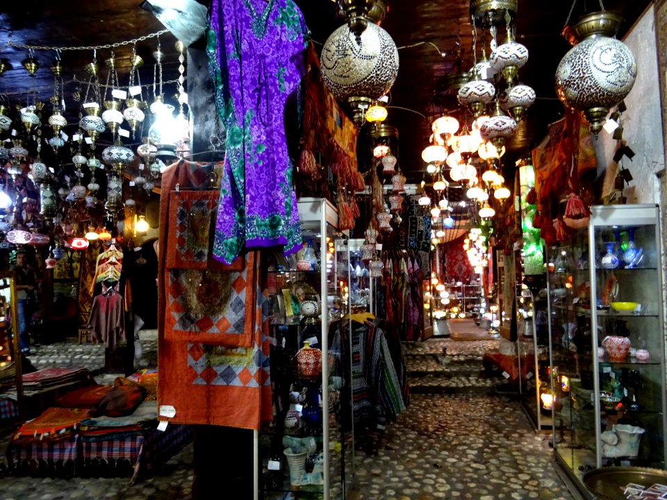 BiH Morica han Persian shop