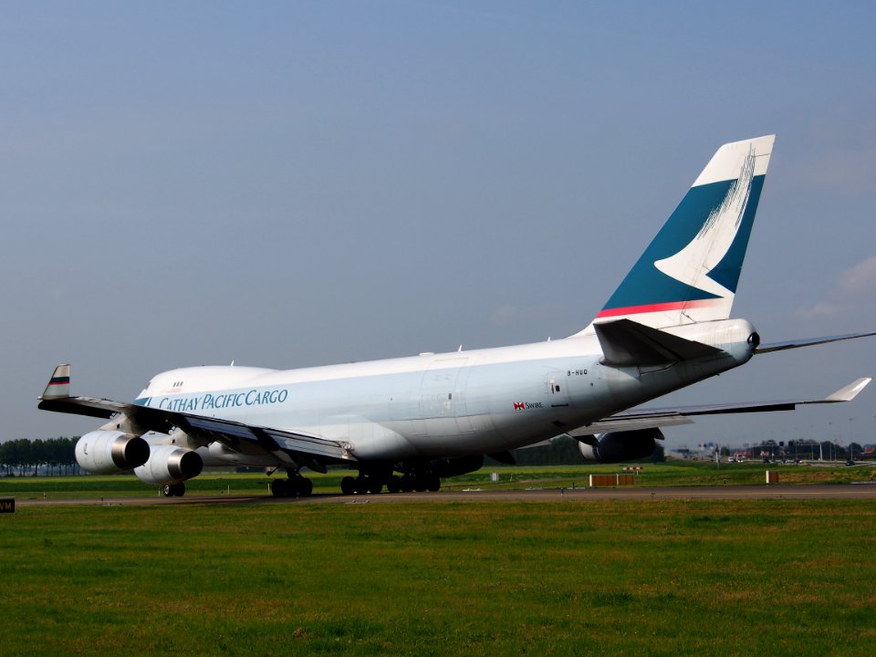 B-HUQ Cathay Pacific Boeing 747-467F - cn 34150 taxiing 14july2013 pic-013
