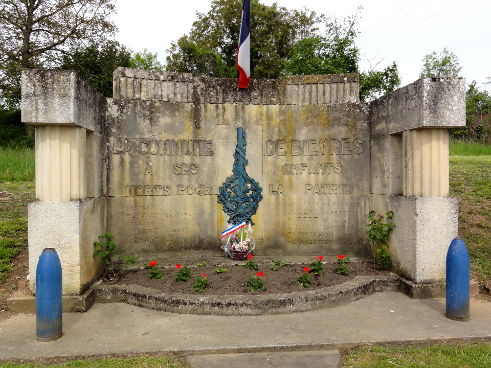 Bièvres (Aisne) Cérémonie commémorative 70e, 8 mai 2015 07