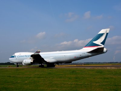B-HUQ Cathay Pacific Boeing 747-467F - cn 34150 taxiing 14july2013 pic-011