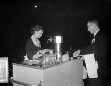 Biertapwedstrijden A. J. Verkerk en R. Bergers eerste, Bestanddeelnr 907-3581