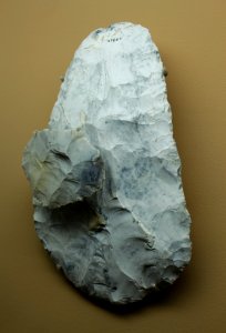 Biface Acheuléen Musée d'Archéologie Nationale 01042018 2