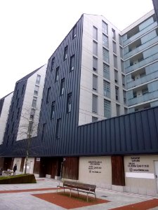 Bilbao - Bloque de viviendas Amézola 126 (Avenida del Ferrocarril, 32-34-36-38) (3)
