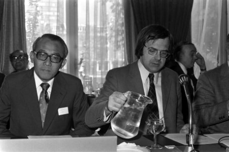 Bijeenkomst Intergouvernementele Groep inzake Indonesie (IGGI) in Amstelhotel Am, Bestanddeelnr 927-1753