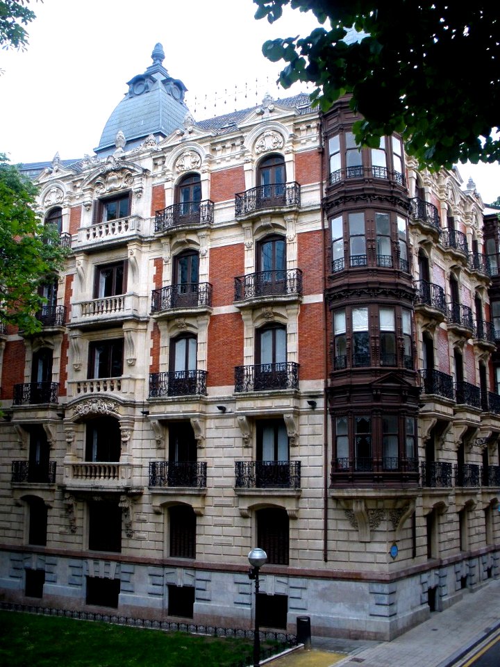Bilbao - Alameda Mazarredo 3