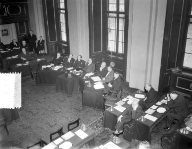 Bijeenkomst Eerste Kamer Den Haag, Bestanddeelnr 906-2539 photo