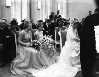 Bij het huwelijk van jonkheer Arnoud Jan de Beaufort met jonkvrouwe Cornelie Sic, Bestanddeelnr 905-7529