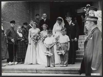 Bij het huwelijk van jonkheer Arnoud Jan de Beaufort met jonkvrouwe Cornelie Sic, Bestanddeelnr 019-1082