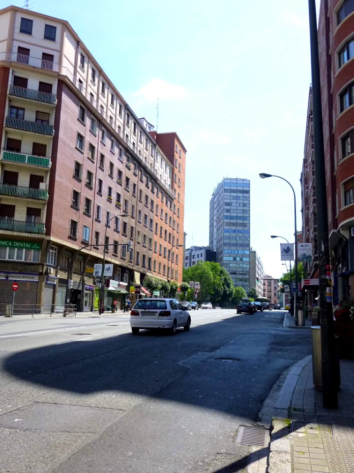 Bilbao - Calle Autonomía 1