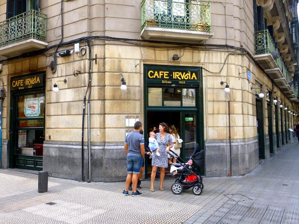 Bilbao - Café Iruña 02