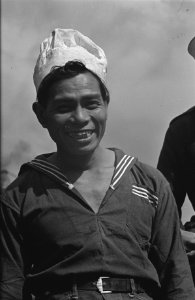 Bijschrift Javanese cook well pleased with the native fare he just cooked Ja, Bestanddeelnr 935-2872