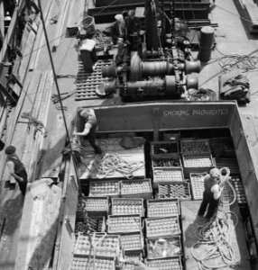 Bijschrift Loading cupties, Bestanddeelnr 935-2816