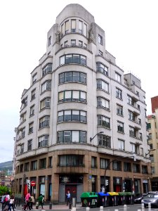 Bilbao - Edificio Aviación y Comercio 1