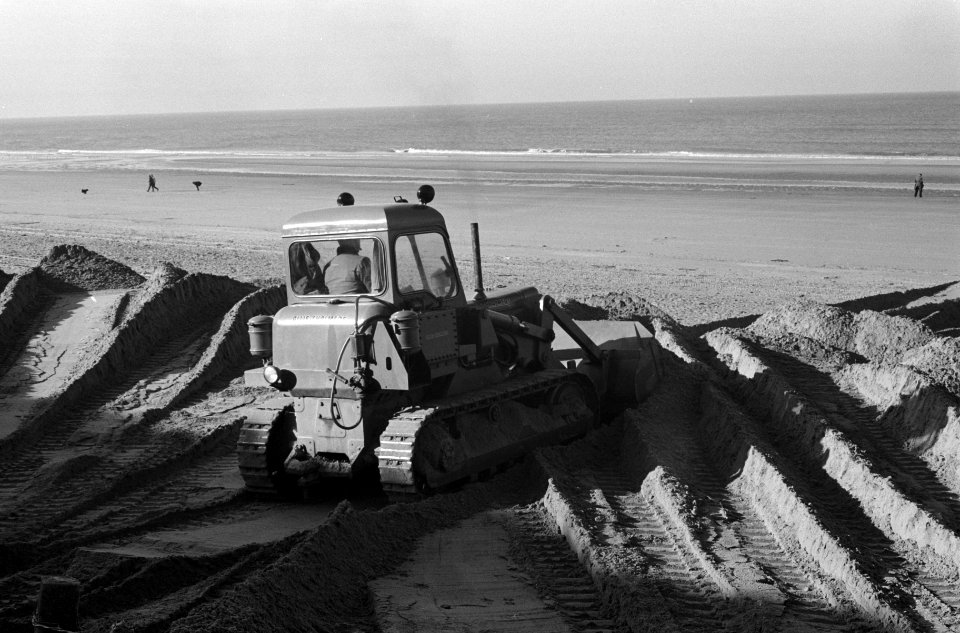 Bijna zomer in Zandvoort, Bestanddeelnr 913-5502