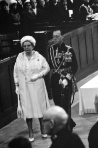Bijzetting prinses Wilhelmina , nummer 36 koningin Juliana en prins Bernhard, Bestanddeelnr 914-5926
