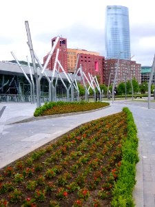 Bilbao - Avenida Abandoibarra 10