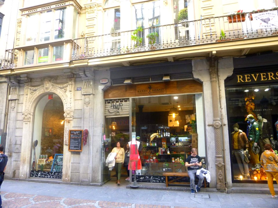 Bilbao - Comercios en el Casco Viejo 5