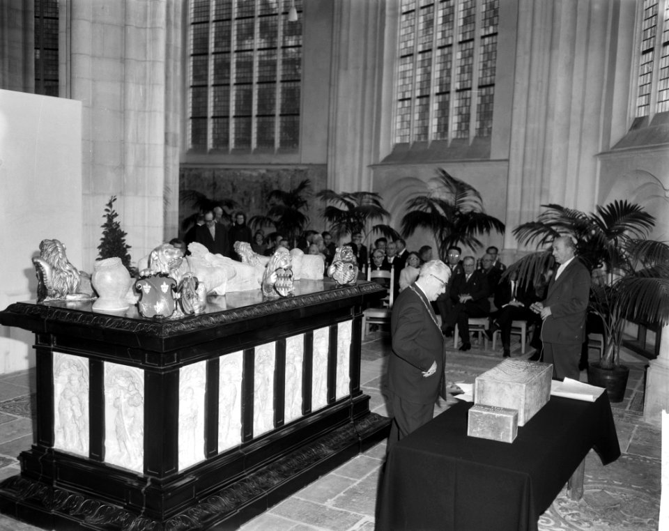 Bijzetting stoffelijke resten Hertog Karel van Gelder in Eusebiuskerk te Arnhem, Bestanddeelnr 915-7710